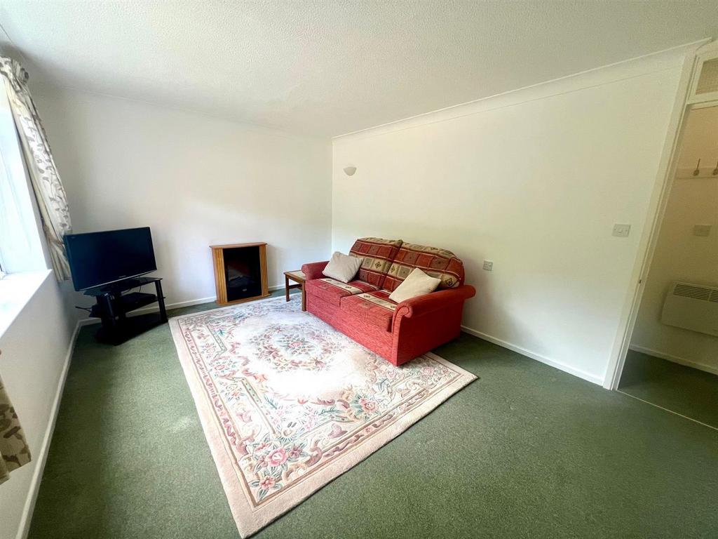 Living Room.jpg