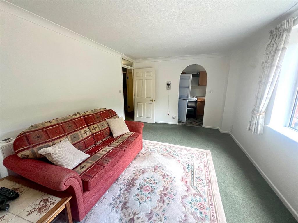 Living Room.jpg