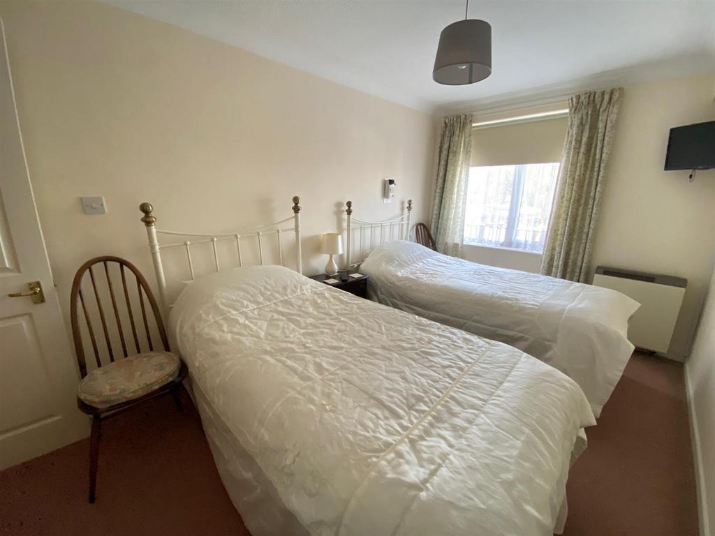 Guest Suite Bedroom.jpg