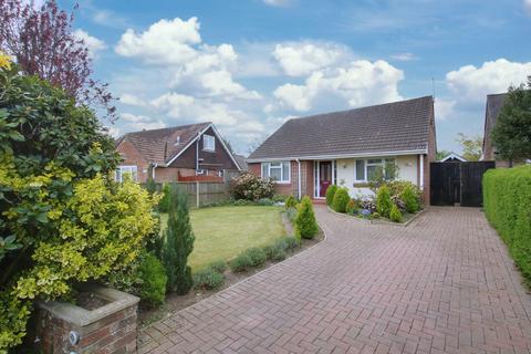 3 bedroom detached bungalow for sale, North Baddesley, Southampton
