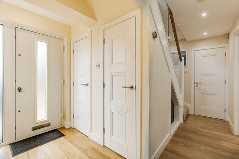 5 bedroom detached house for sale, Farthing Drive, Letchworth Garden City, SG6