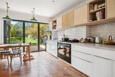 4 bedroom detached house for sale, Lamberhurst Road, West Norwood, London, SE27