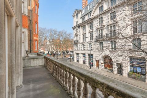 undefined, Lower Sloane Street London SW1W