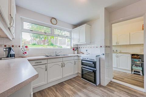 4 bedroom semi-detached house for sale, Hullbridge Road, Rayleigh, SS6