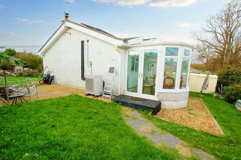 1 bedroom semi-detached bungalow for sale, 28 Flemish Court, Lamphey