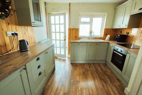 1 bedroom semi-detached bungalow for sale, 28 Flemish Court, Lamphey