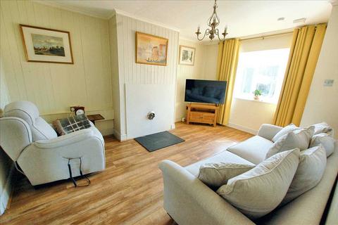 1 bedroom semi-detached bungalow for sale, 28 Flemish Court, Lamphey