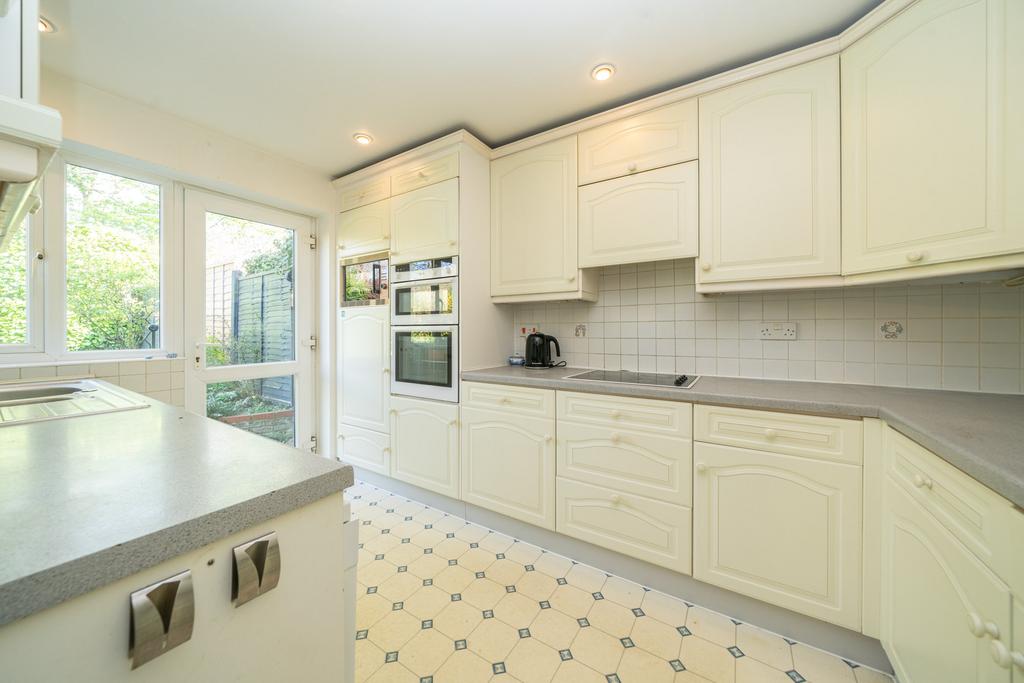 16-Sidford-Close-2513