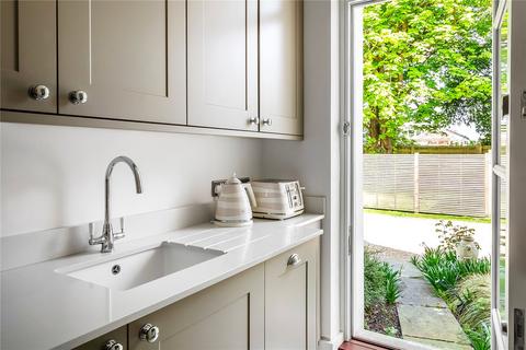 2 bedroom apartment for sale, Wray Park Road, Reigate, Surrey, RH2