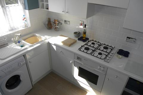 2 bedroom semi-detached house to rent, Bradbridge Green, Singleton, Ashford, TN23