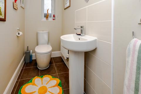 32 Britten Crescent, Moulton, Northwich, CW9 8XA