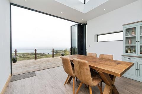5 bedroom detached house for sale, Amlwch LL68