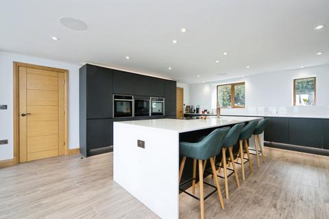5 bedroom detached house for sale, Amlwch LL68