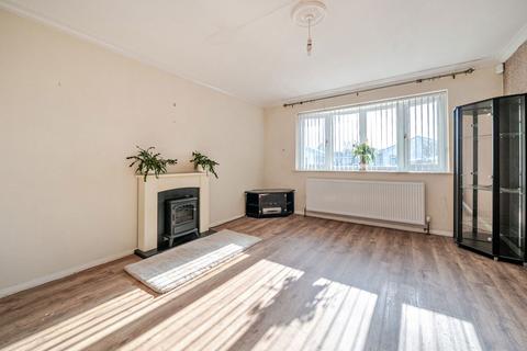 121 Lightsfield, Oakley, Basingstoke, RG23 7BY