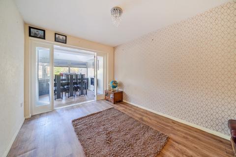 121 Lightsfield, Oakley, Basingstoke, RG23 7BY