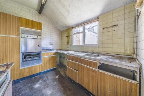 4 bedroom semi-detached house for sale, Greenway, Woodbury