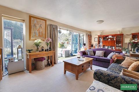 undefined, (4 Double Beds), Cinderford, Gloucestershire. GL14 3BA