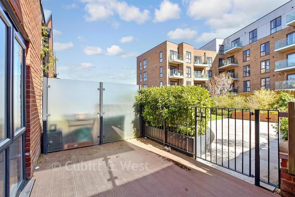 Patio / Decking