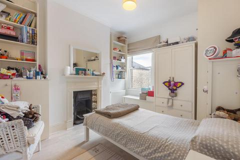 54 Arlington Road, London, W13 8PE