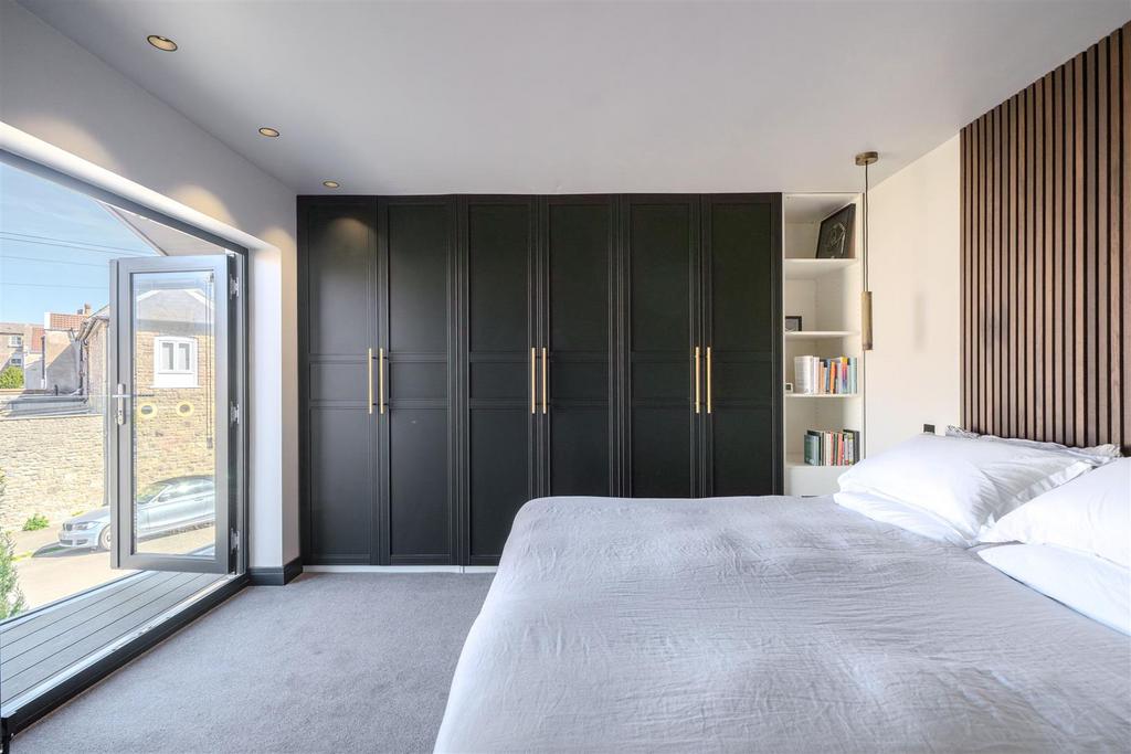 Nest-210.jpg