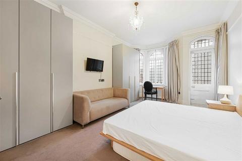 3 bedroom flat for sale, Westminster Palace Gardens, London SW1P
