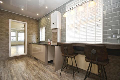3 bedroom terraced house for sale, Southcoates Avenue, Hull