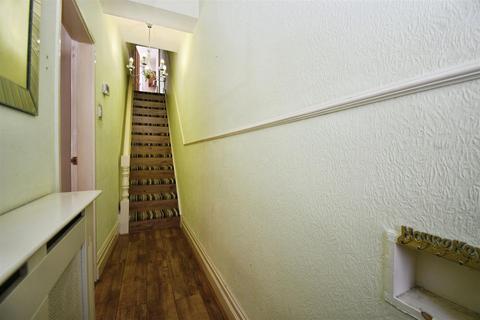 3 bedroom terraced house for sale, Southcoates Avenue, Hull