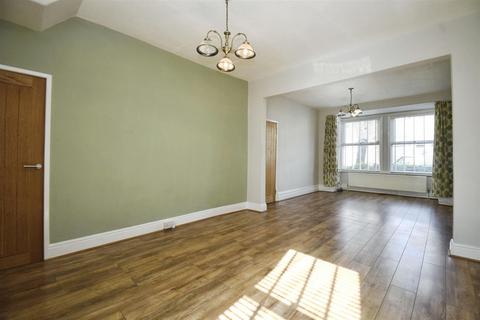 3 bedroom terraced house for sale, Southcoates Avenue, Hull