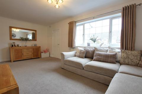 27 Mere Way, Swanland, North Ferriby, HU14 3QB