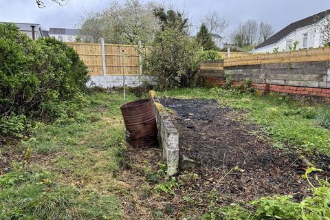 4 bedroom detached house for sale, Banwen Place, Lower Brynamman, Ammanford