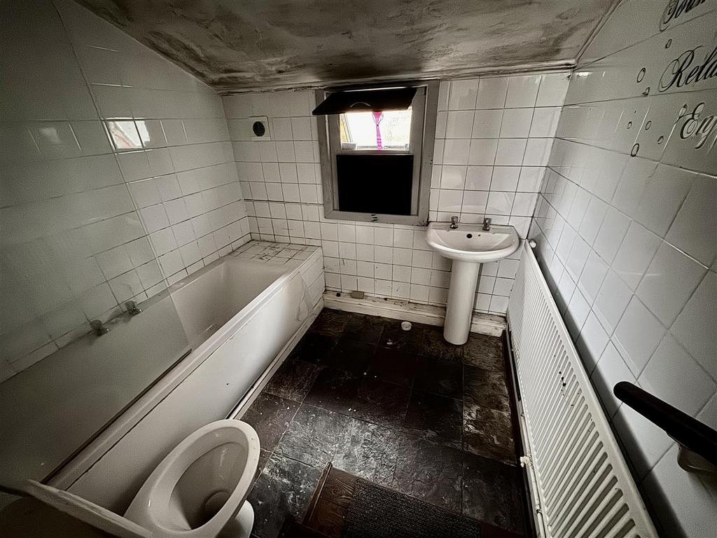 Downstairs Bathroom