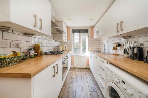 1 bedroom flat for sale, Pepys Road, London SE14