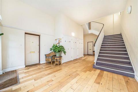 1 bedroom flat for sale, Avonley Road, London SE14