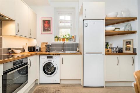1 bedroom flat for sale, Avonley Road, London SE14
