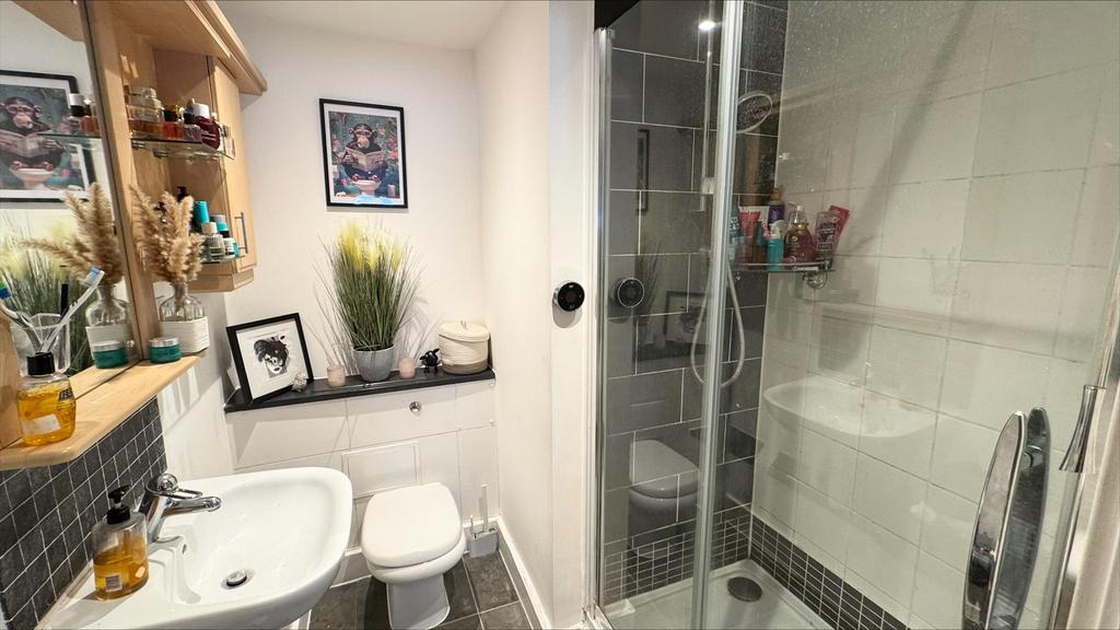 Ensuite