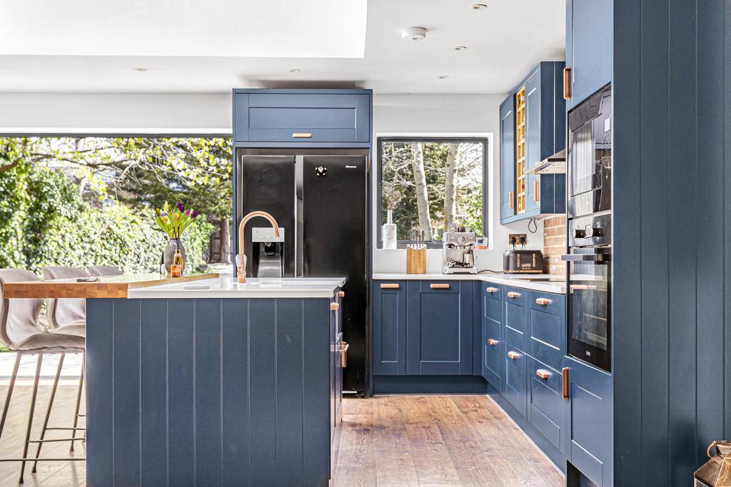 Dining/Kitchen