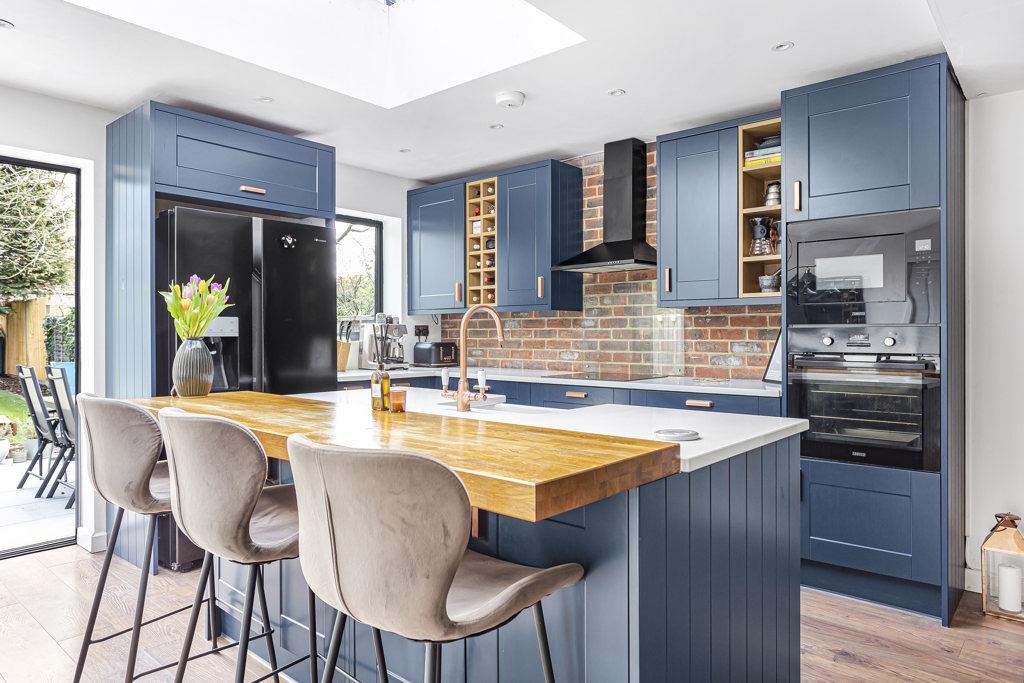 Dining/Kitchen
