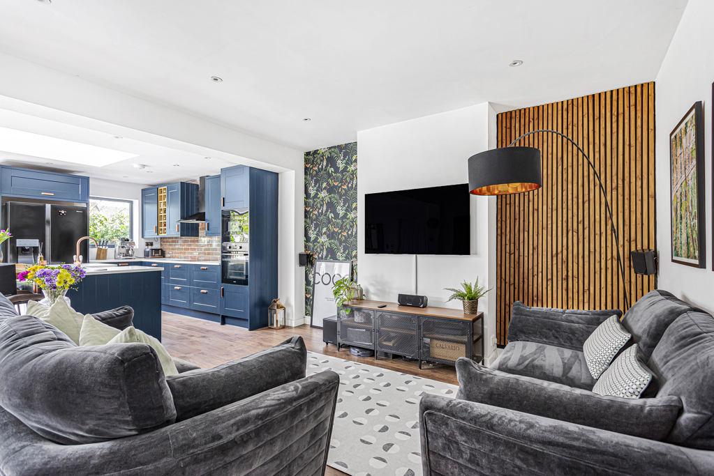 Dining/Kitchen