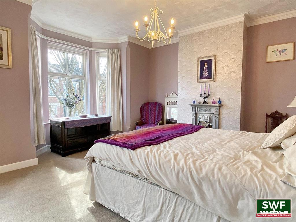 Bedroom1.2.jpg