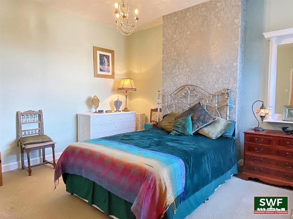 Bedroom2.1.jpg