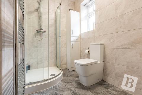 10 Rossall Close, Hornchurch, RM11 1BP