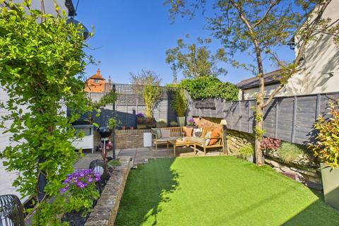 undefined, The Strand, Quainton