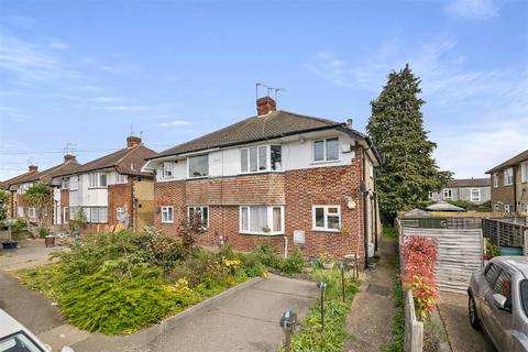 2 bedroom maisonette for sale, Elmcroft Close, Feltham TW14