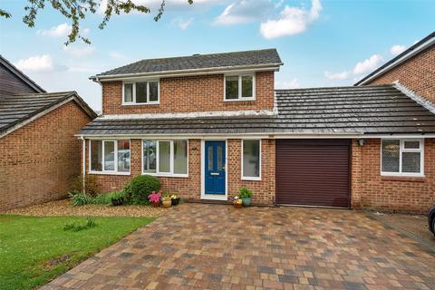 4 bedroom detached house for sale, Aston Close, Chatham, Kent