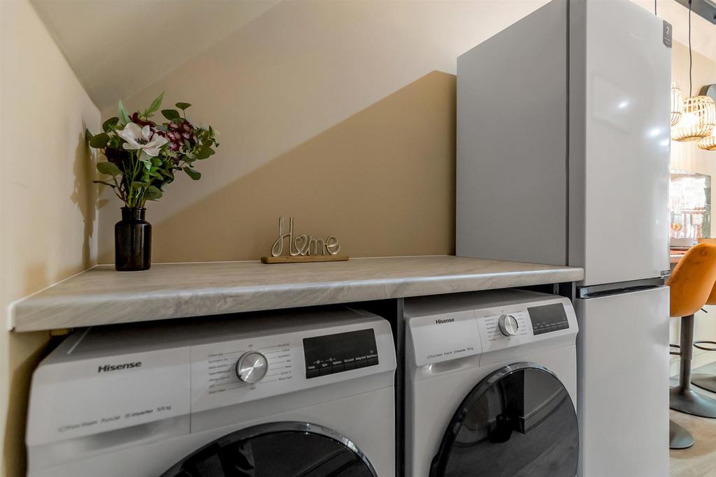37 Melville Road, Coventry, CV1 3 A (89).jpg