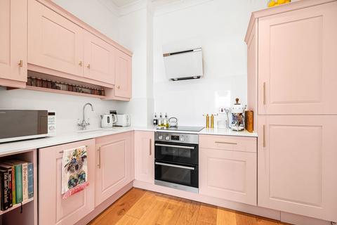1 bedroom apartment for sale, Montpellier Court Lansdown Road, Lansdown, Cheltenham, GL50