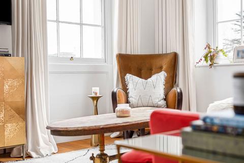 1 bedroom apartment for sale, Montpellier Court Lansdown Road, Lansdown, Cheltenham, GL50