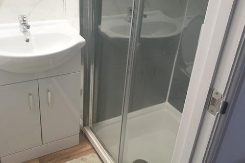 Studio to rent, Chester Road, Birmingham