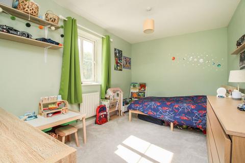 8 Linnet Gardens, Portishead, Bristol, BS20 7NB