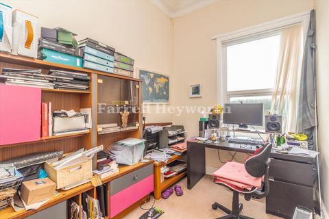 36 Broadgate, Preston, PR1 8DU